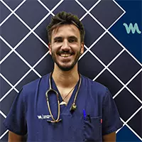 Bernat Selelles, veterinario en Hospital Veterinario del Mar Barcelona